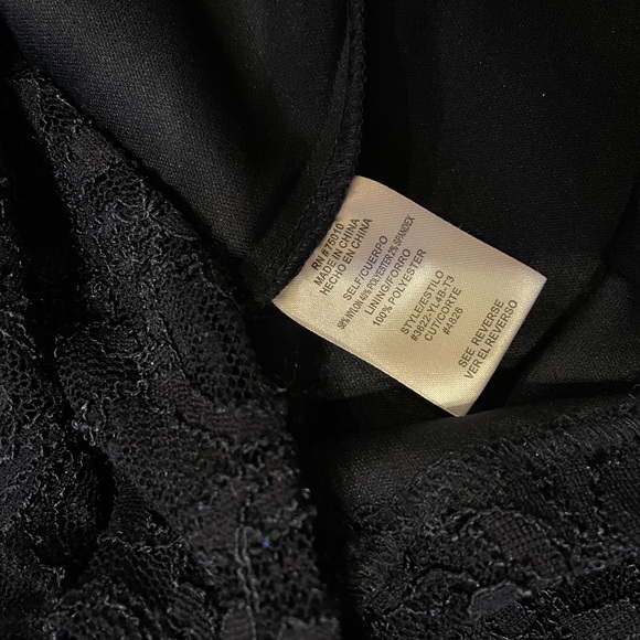 Navy blue lace formal dress with cutouts Size 1 - Picture 9 of 10